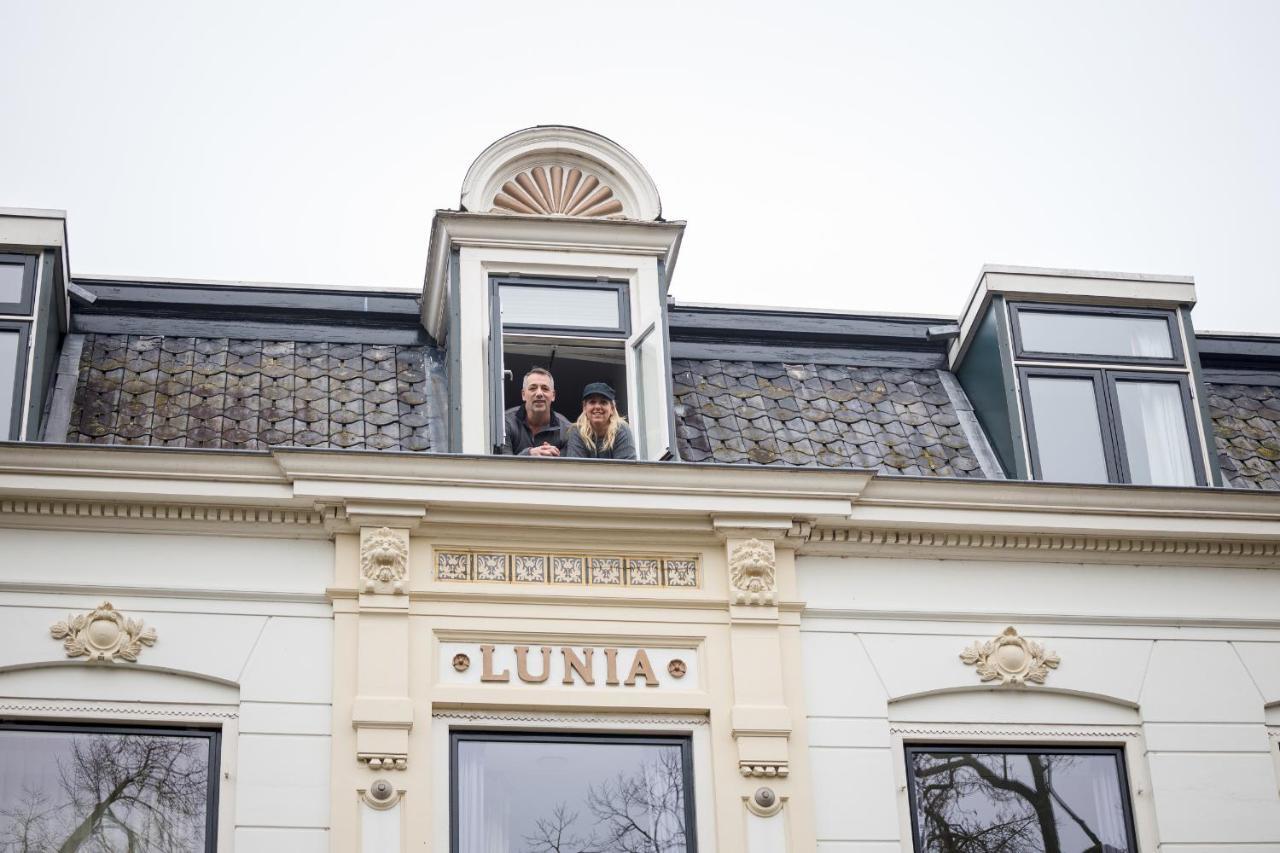 Hotel Restaurant Lunia Oldeberkoop Luaran gambar